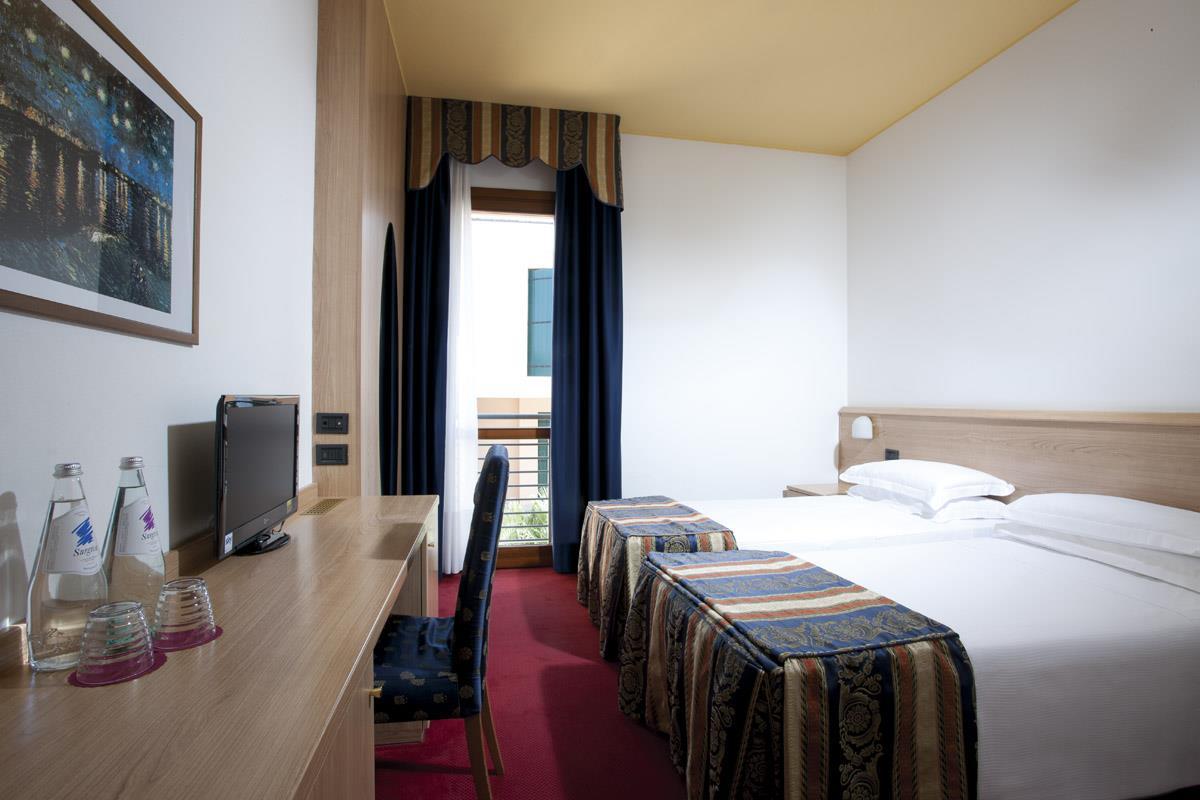 Western Titian Venice Airport Hotel