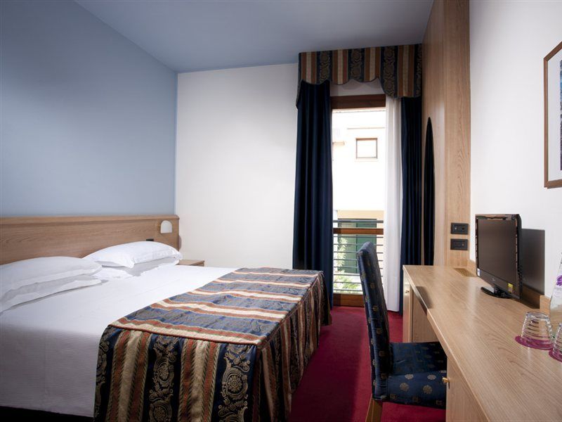 Western Titian Venice Airport Hotel