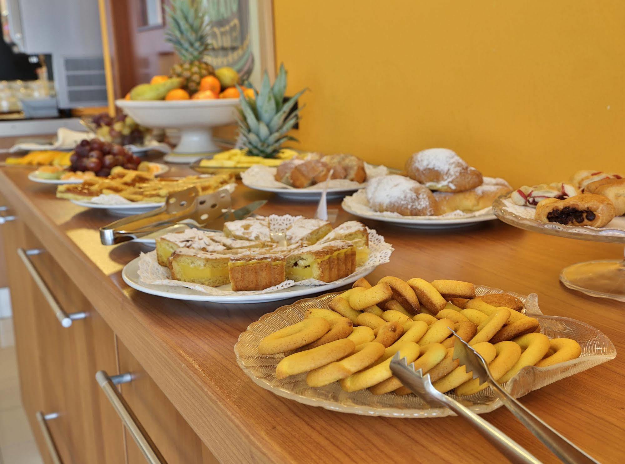 Western Titian Venice Airport Hotel 3*